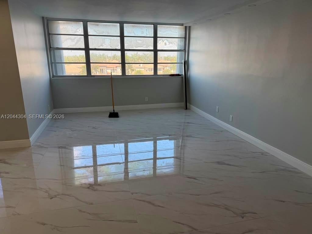 Photo of 1400 Ocean Dr #506, Hollywood, Florida, 33019 -