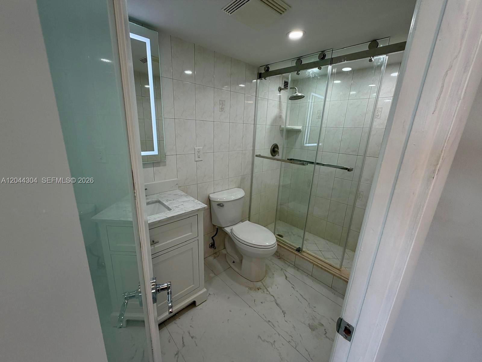 Photo of 1400 Ocean Dr  #506, Hollywood, Florida, 33019 - 