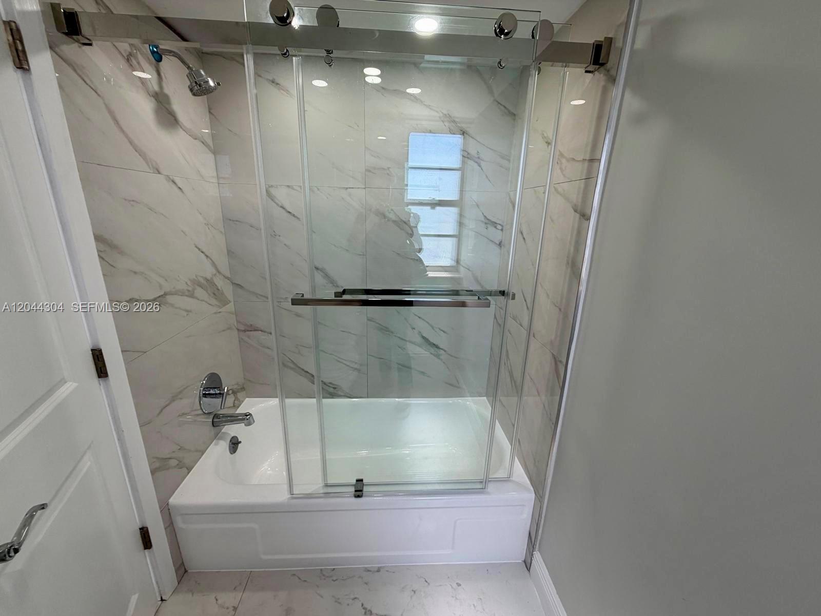 Photo of 1400 Ocean Dr  #506, Hollywood, Florida, 33019 - 