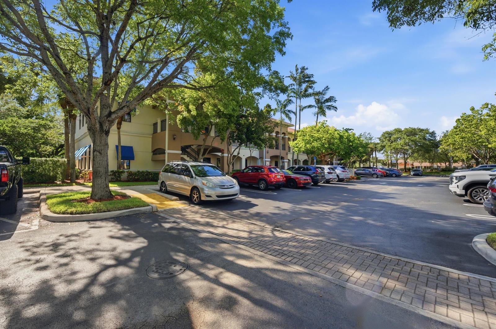 202  / 0  sq. ft. $ 2026-06-27 0 foto