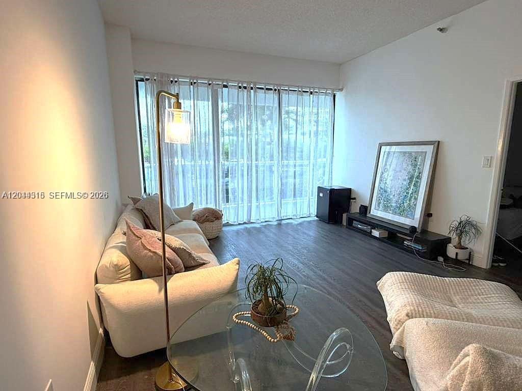 Photo of 20515 Country Club Dr  #142, Aventura, Florida, 33180 - 
