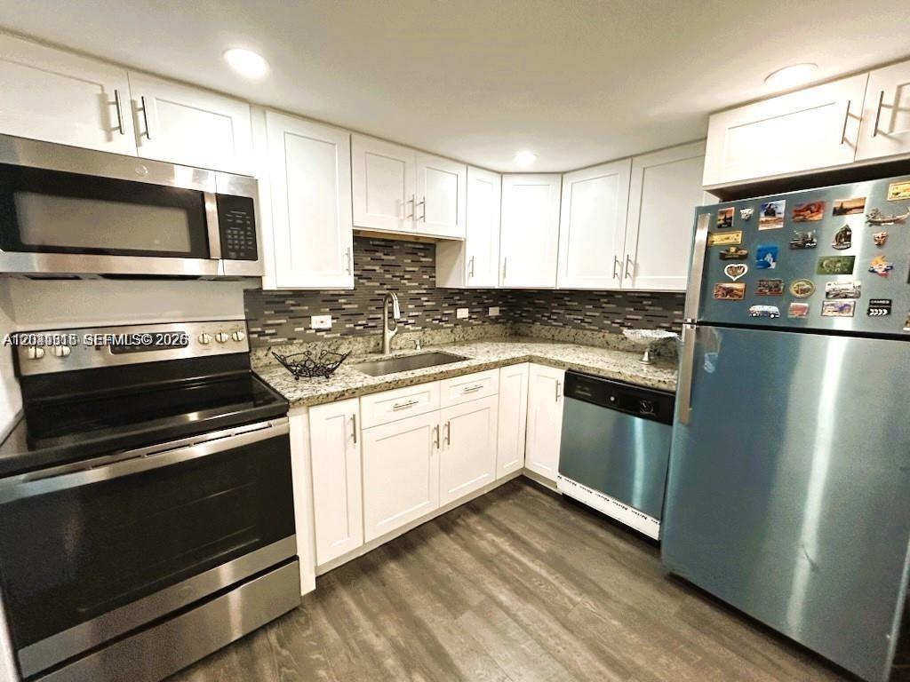 Photo of 20515 Country Club Dr  #142, Aventura, Florida, 33180 - 