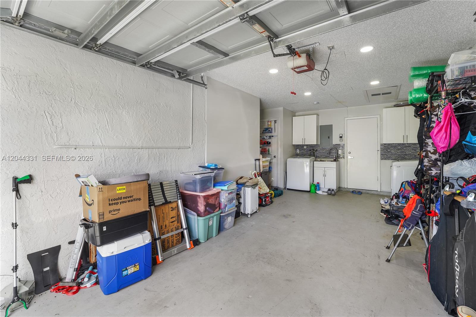 See details 14307 2 / 2 1406 sq. ft. $ 2026-06-27 0 Photo