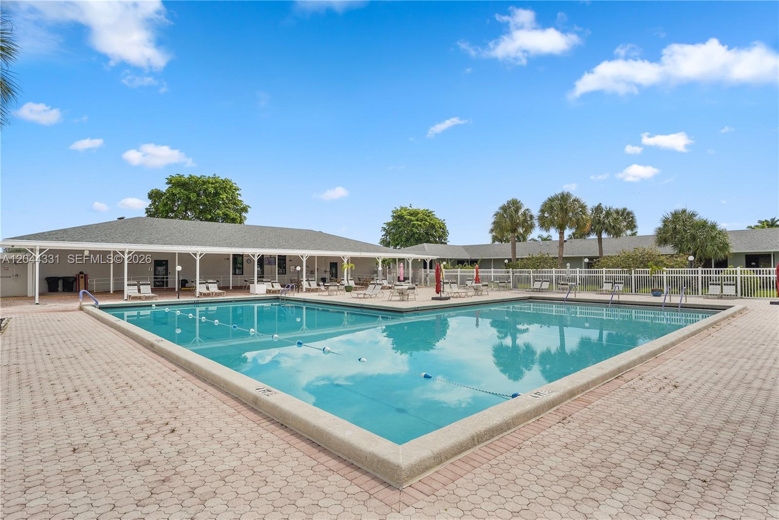 See details 14307 2 / 2 1406 sq. ft. $ 2026-06-27 0 Photo