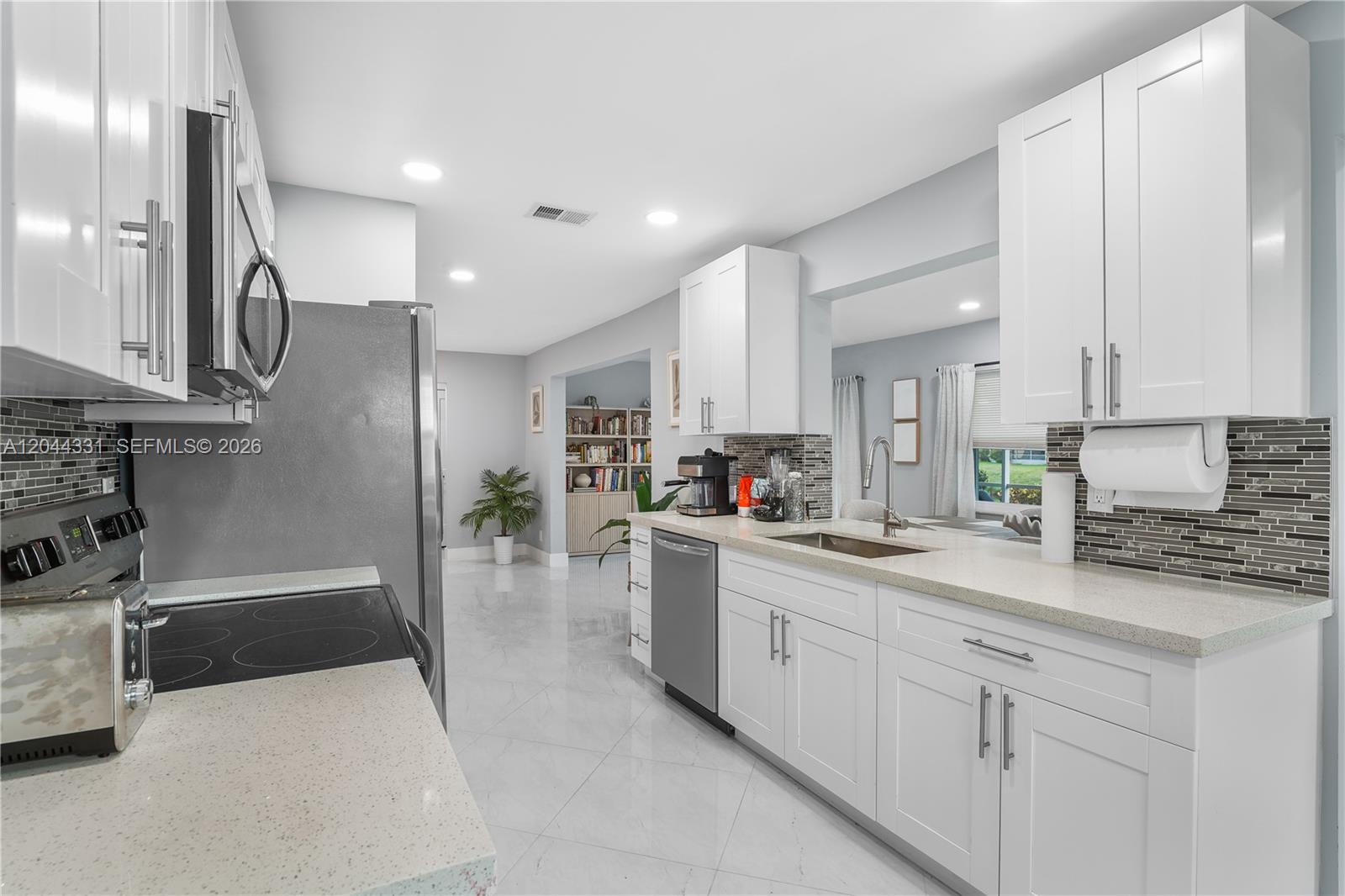 See details 14307 2 / 2 1406 sq. ft. $ 2026-06-27 0 Photo