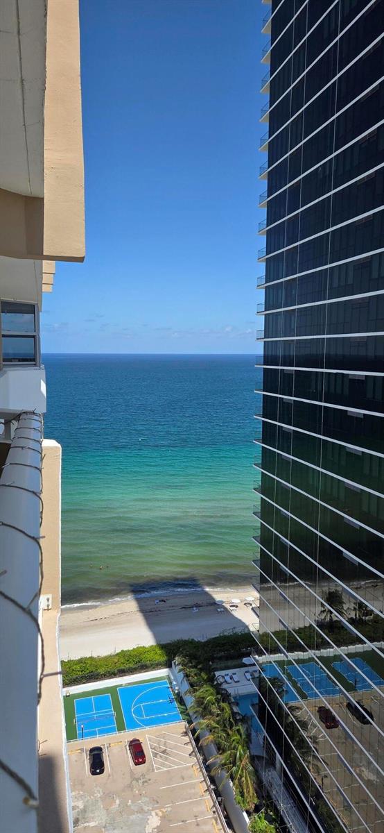 Ver detalles 22c 1 / 870 sq. ft. $ 2026-07-07 0 foto