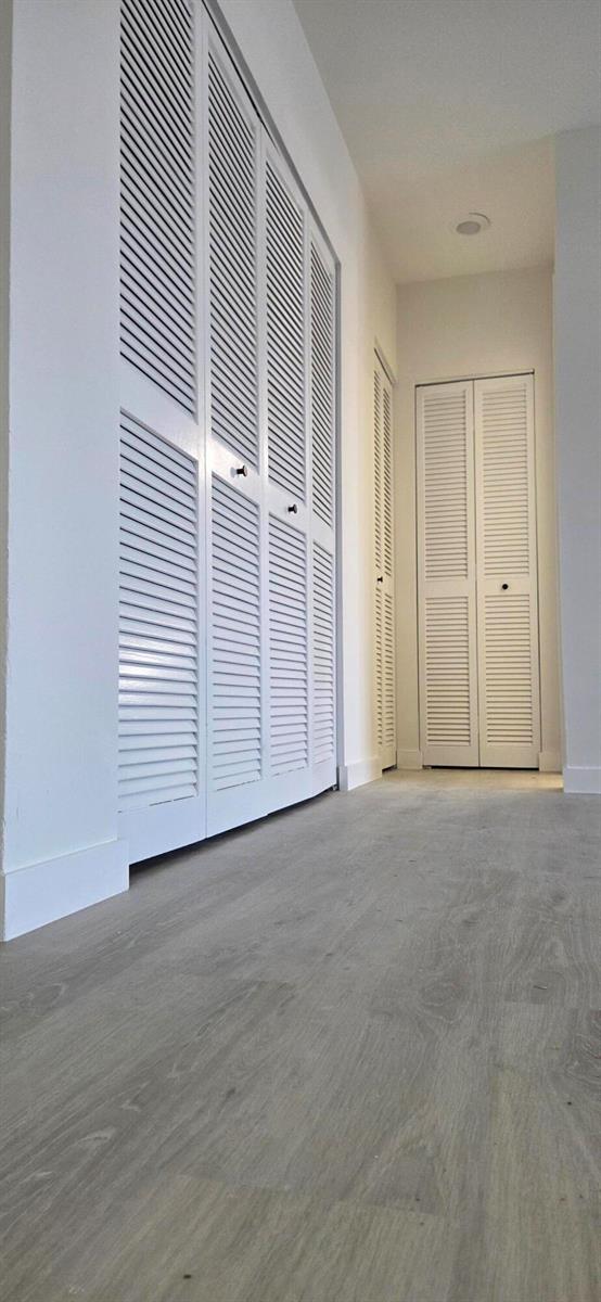 Ver detalles 22c 1 / 870 sq. ft. $ 2026-07-07 0 foto
