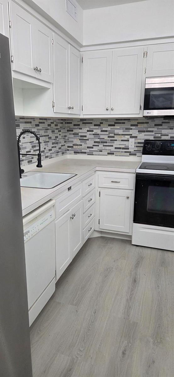 Ver detalles 22c 1 / 870 sq. ft. $ 2026-07-07 0 foto