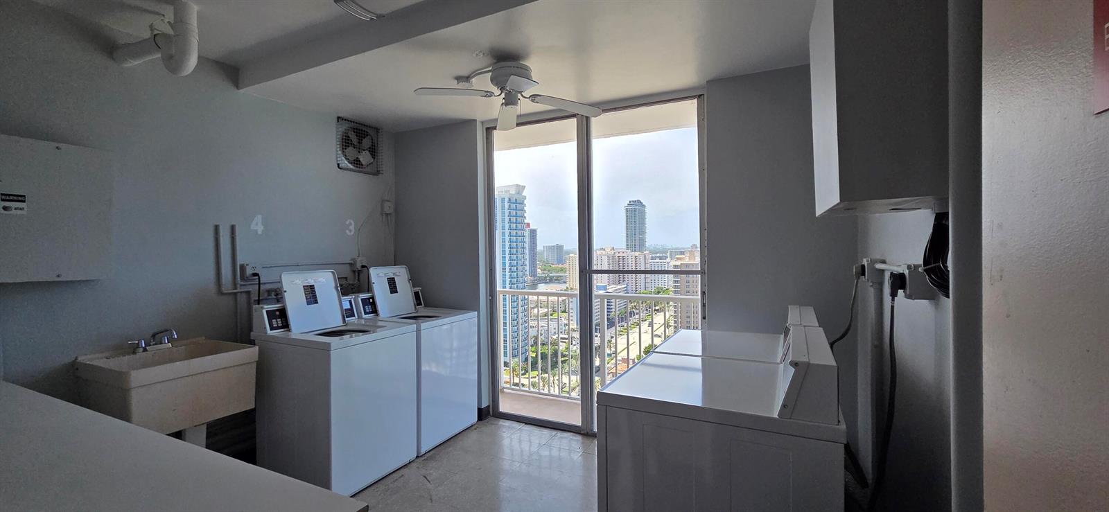 Ver detalles 22c 1 / 870 sq. ft. $ 2026-07-07 0 foto