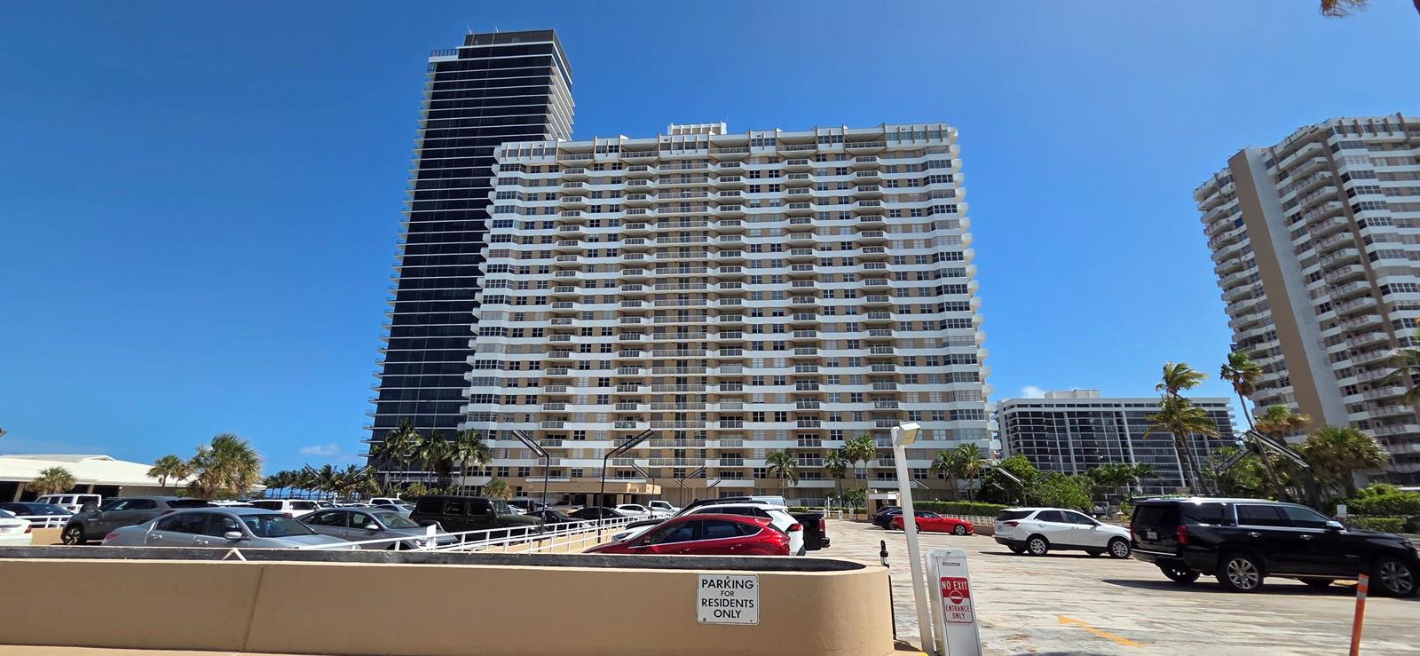 Ver detalles 22c 1 / 870 sq. ft. $ 2026-07-07 0 foto