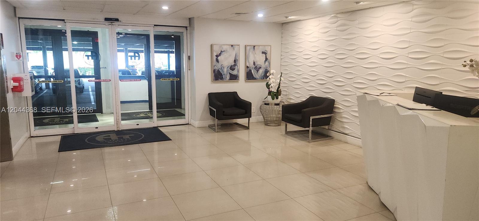 Photo of 1600 Ocean Dr  #12F, Hollywood, Florida, 33019 - 