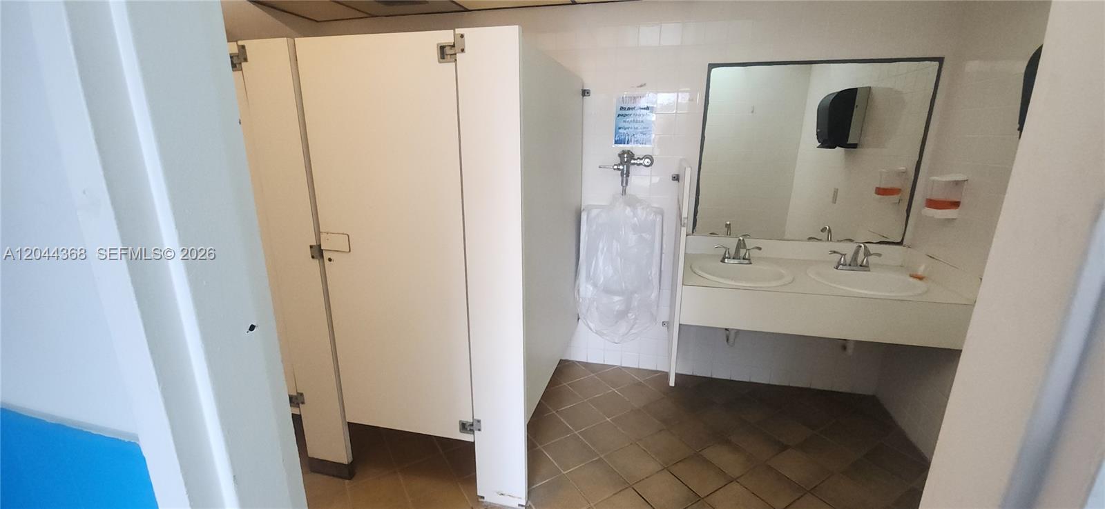 Photo of 1600 Ocean Dr  #12F, Hollywood, Florida, 33019 - 
