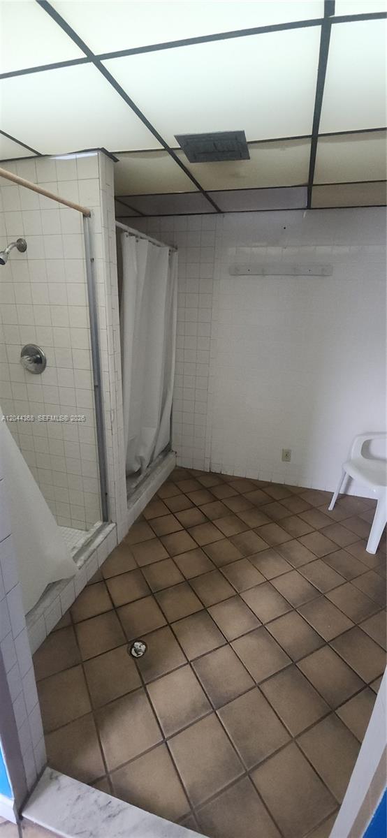 Photo of 1600 Ocean Dr  #12F, Hollywood, Florida, 33019 - 