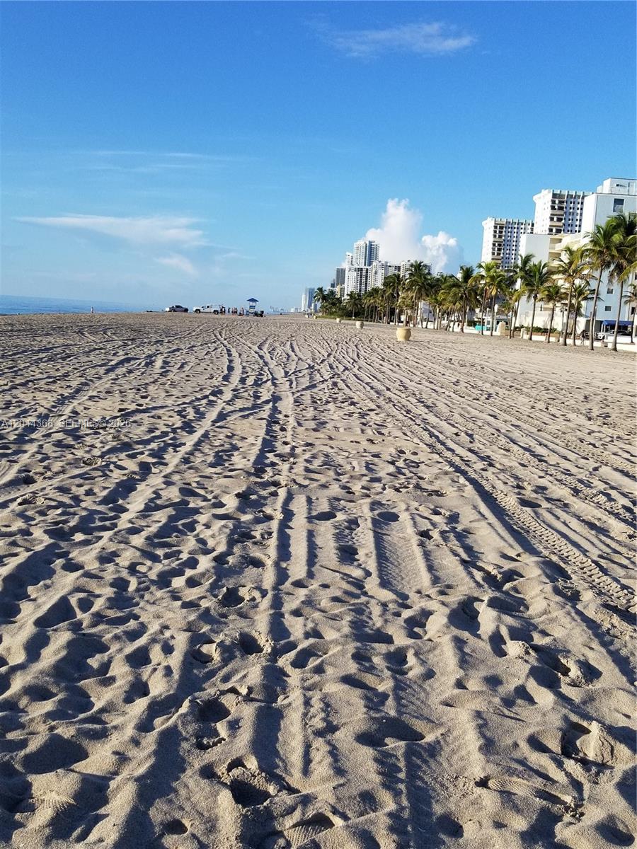 Photo of 1600 Ocean Dr  #12F, Hollywood, Florida, 33019 - 