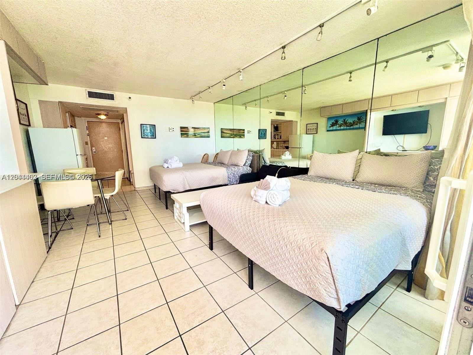Photo of 19201 Collins Ave #606, Sunny Isles Beach, Florida, 33160 -
