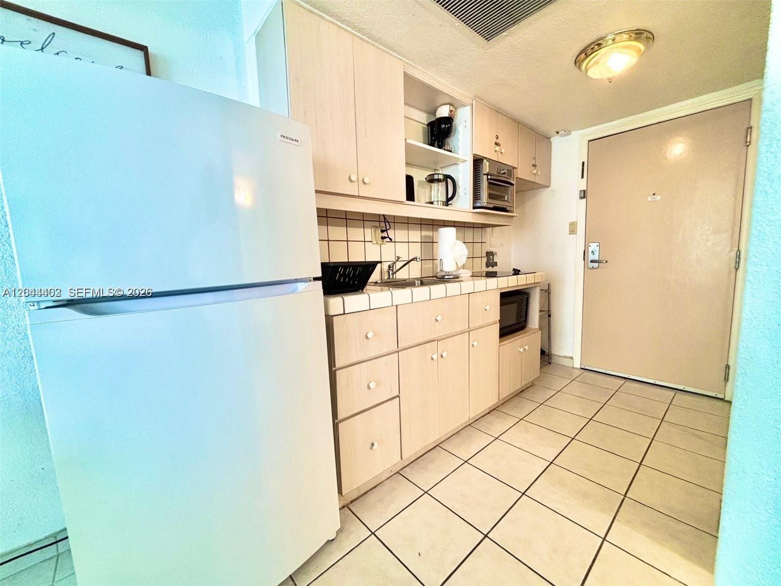 Photo of 19201 Collins Ave #606, Sunny Isles Beach, Florida, 33160 -