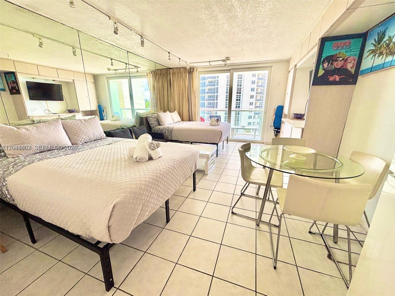 Photo of 19201 Collins Ave #606, Sunny Isles Beach, Florida, 33160 -