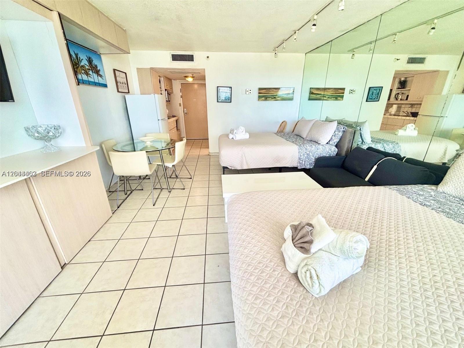 Photo of 19201 Collins Ave #606, Sunny Isles Beach, Florida, 33160 -