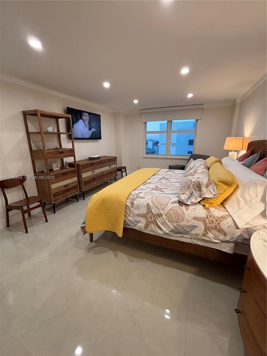 Photo of 3725 Ocean Dr  #1225, Hollywood, Florida, 33019 - 