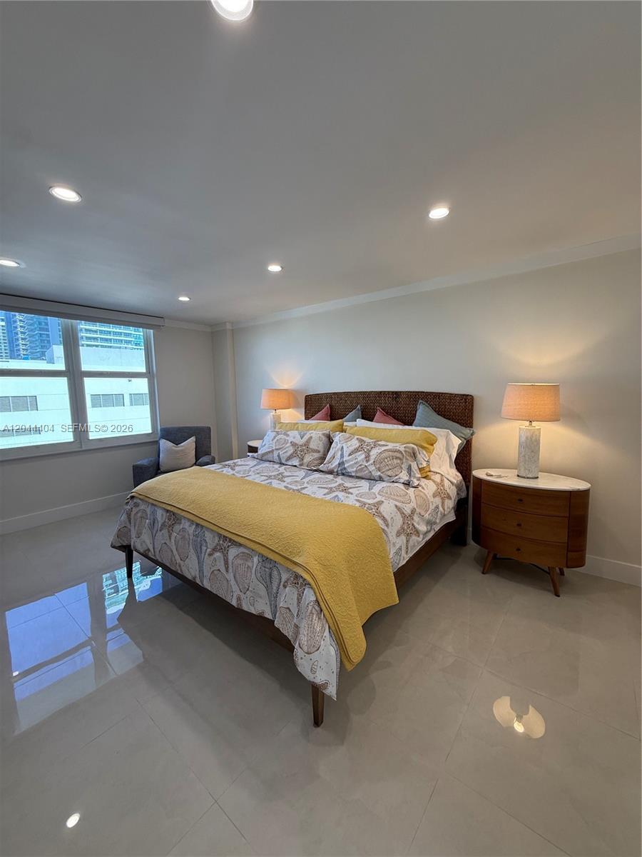 Photo of 3725 Ocean Dr  #1225, Hollywood, Florida, 33019 - 