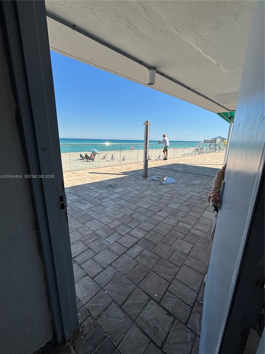 Photo of 3725 Ocean Dr  #1225, Hollywood, Florida, 33019 - 