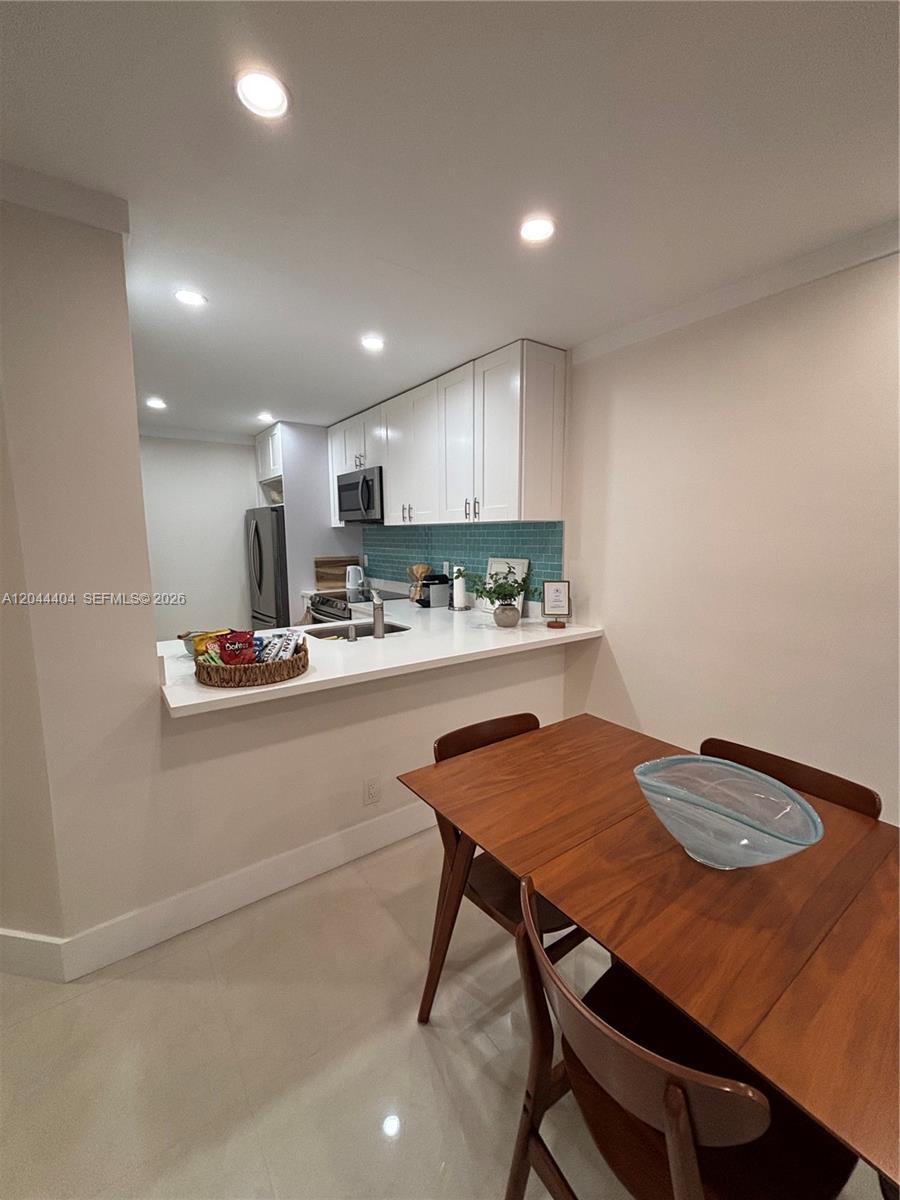 Photo of 3725 Ocean Dr  #1225, Hollywood, Florida, 33019 - 