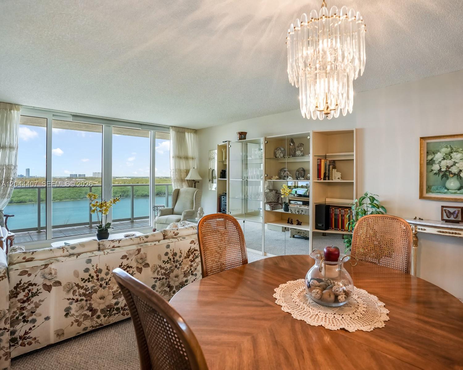 1620 1 / 2 991 sq. ft. $ 2026-06-27 0 foto