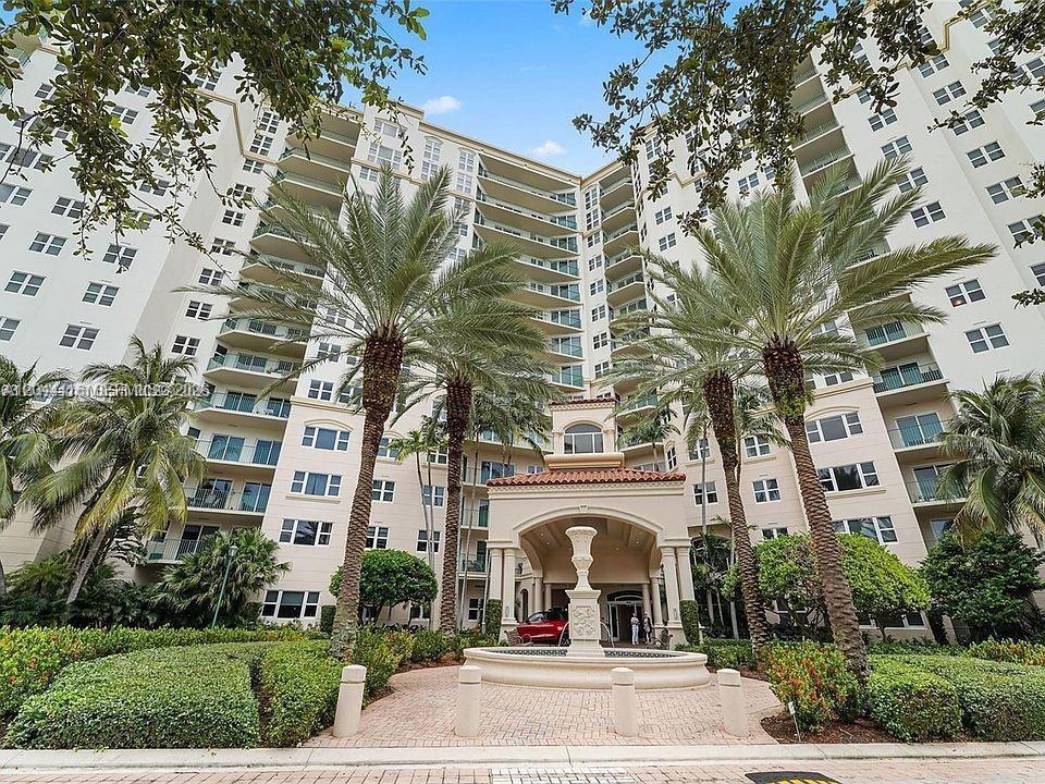 Photo of 19900 Country Club Dr #318, Aventura, Florida, 33180 -