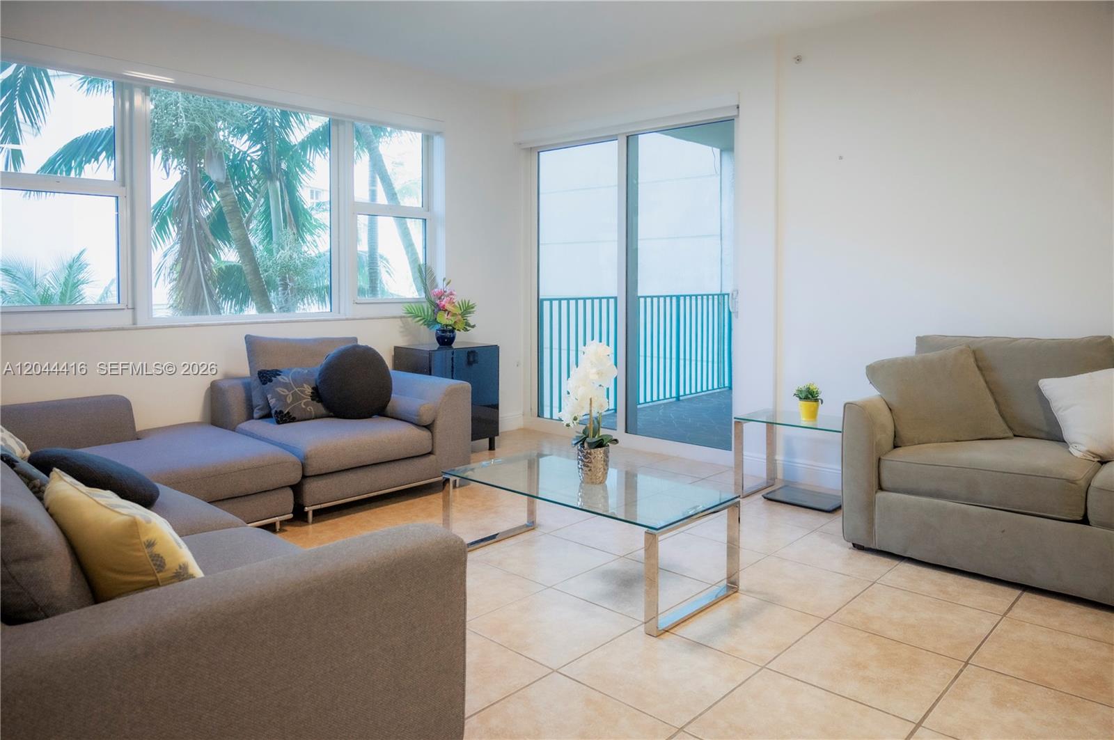 Photo of 19900 Country Club Dr #318, Aventura, Florida, 33180 -