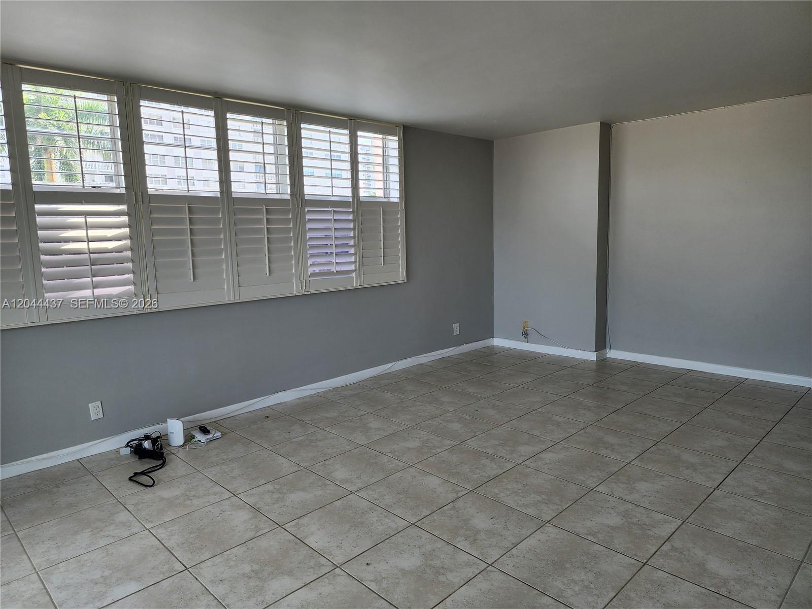 Photo of 3161 Ocean Dr #301, Hallandale Beach, Florida, 33009 -