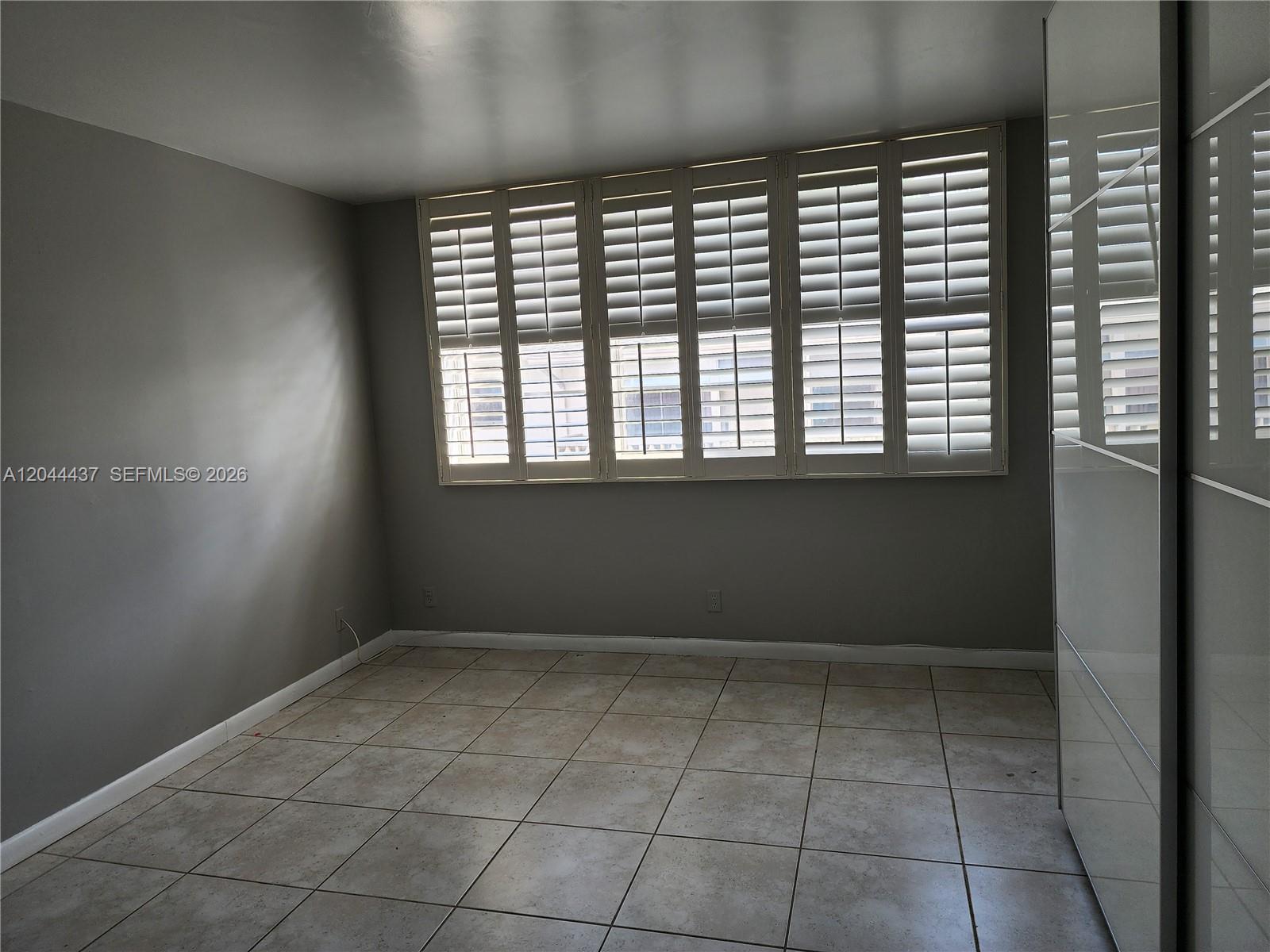 Photo of 3161 Ocean Dr #301, Hallandale Beach, Florida, 33009 -