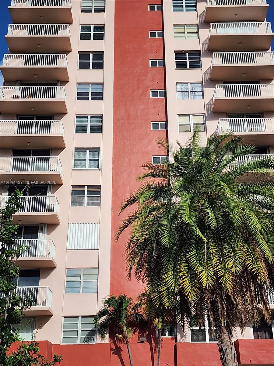 Photo of 3161 Ocean Dr  #301, Hallandale Beach, Florida, 33009 - 