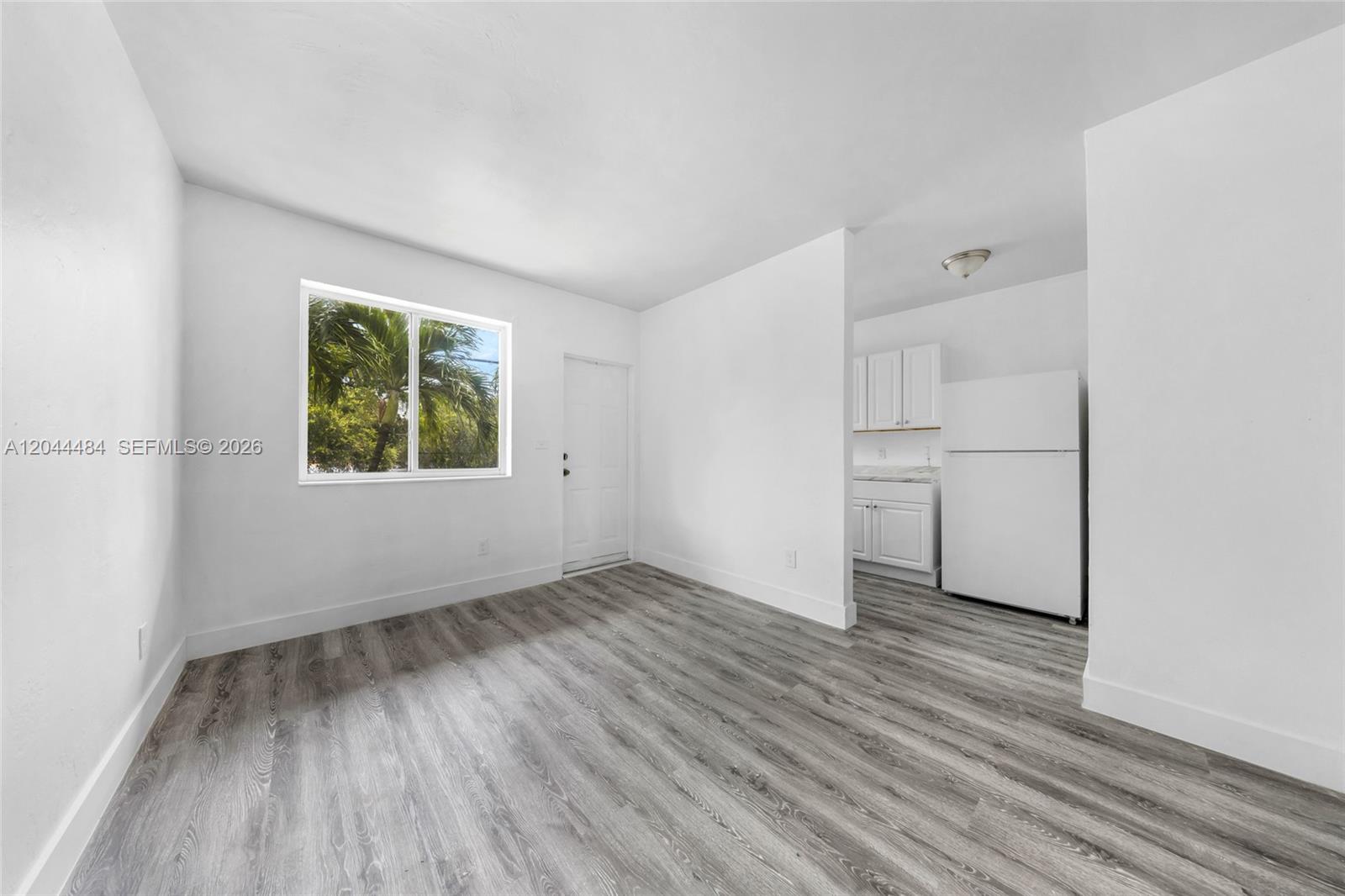   /   sq. ft. $ 2026-06-28 0 foto