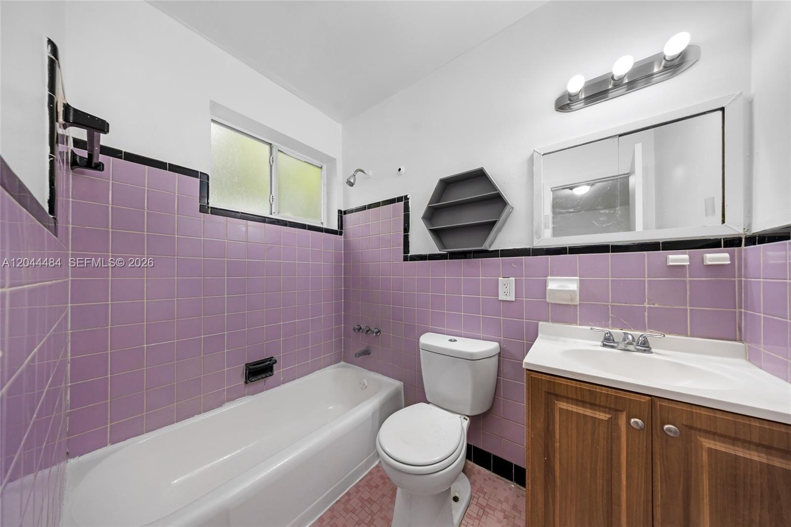   /   sq. ft. $ 2026-06-28 0 foto