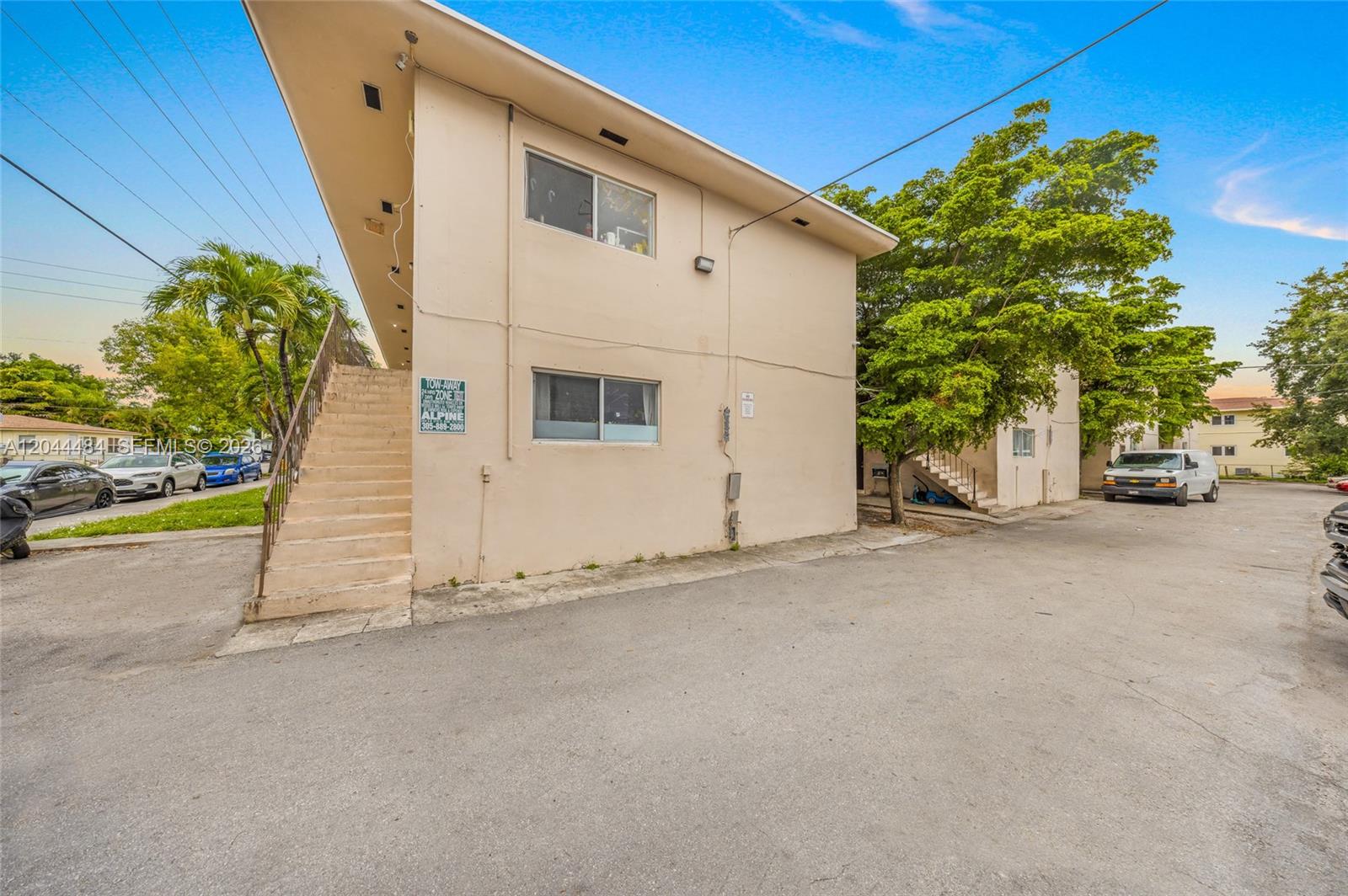   /   sq. ft. $ 2026-06-28 0 foto