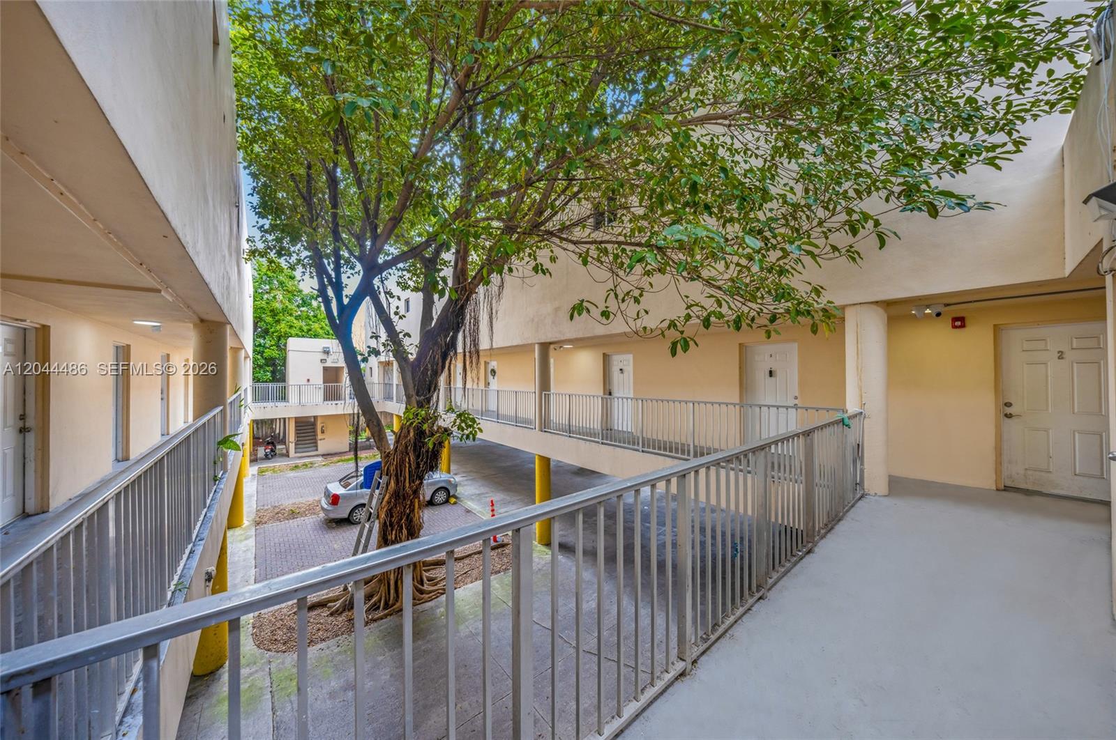   /   sq. ft. $ 2026-06-28 0 foto