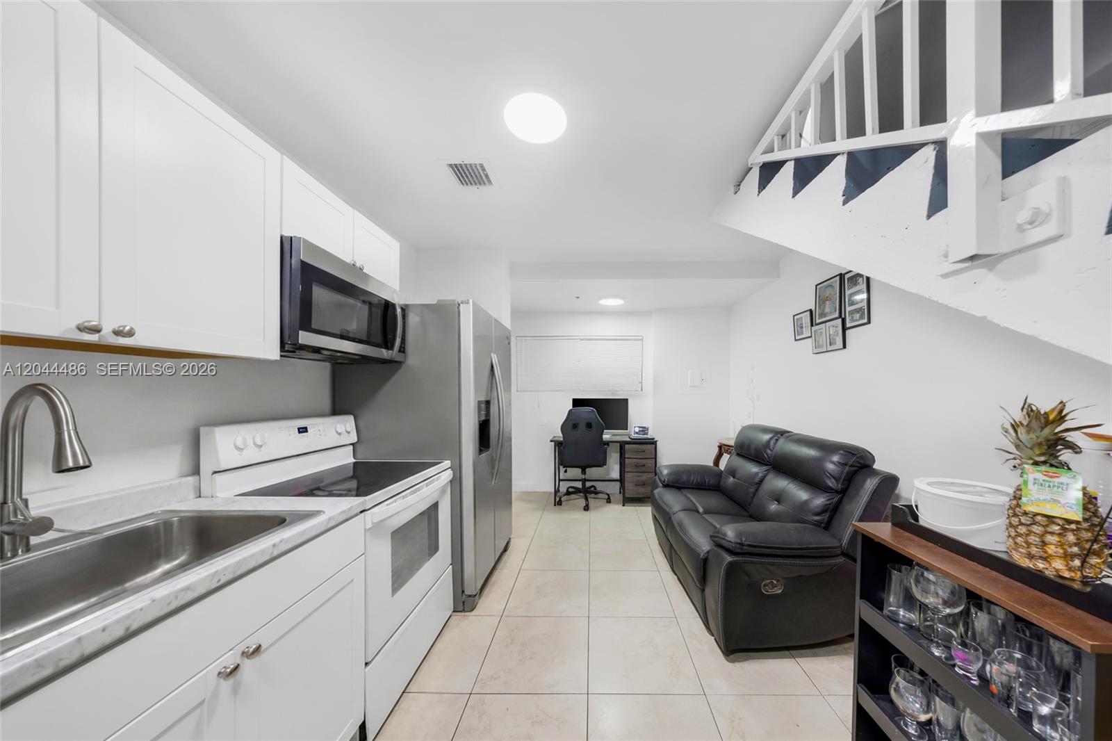   /   sq. ft. $ 2026-06-28 0 foto