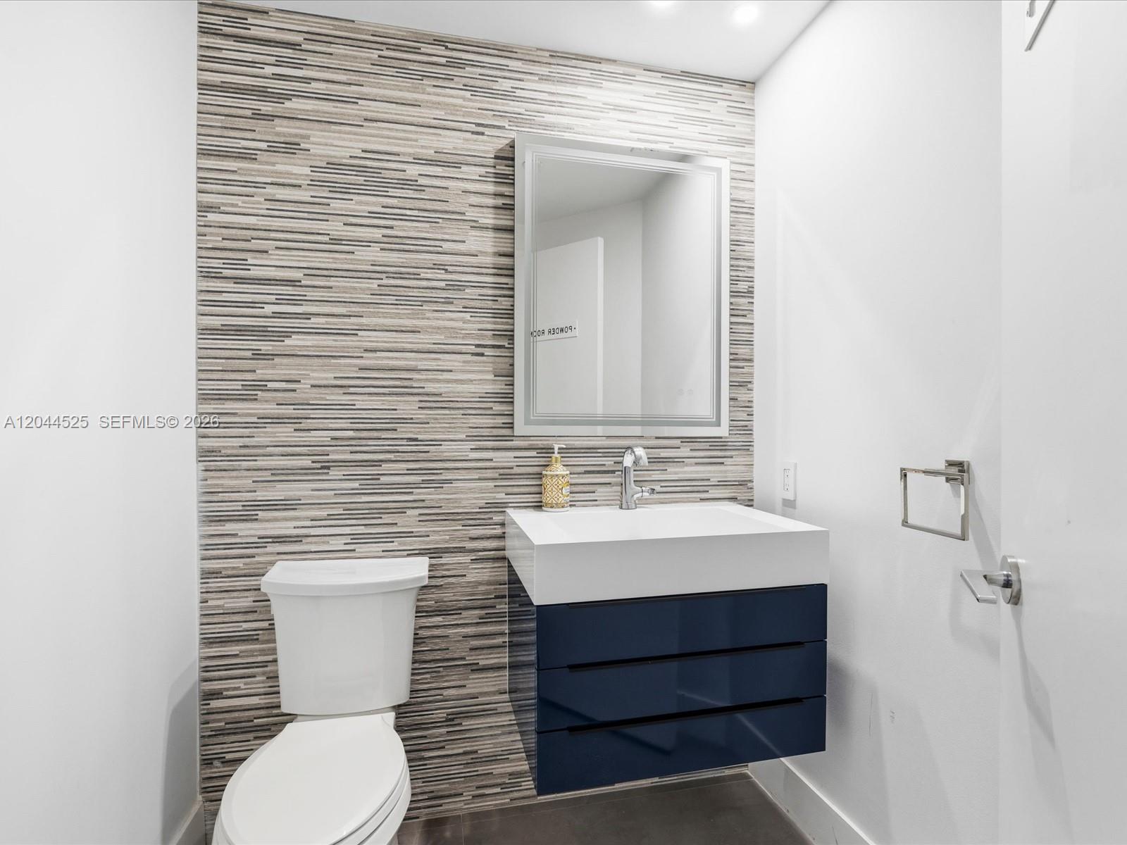 Photo of 3802 207th St  #1101, Aventura, Florida, 33180 - 