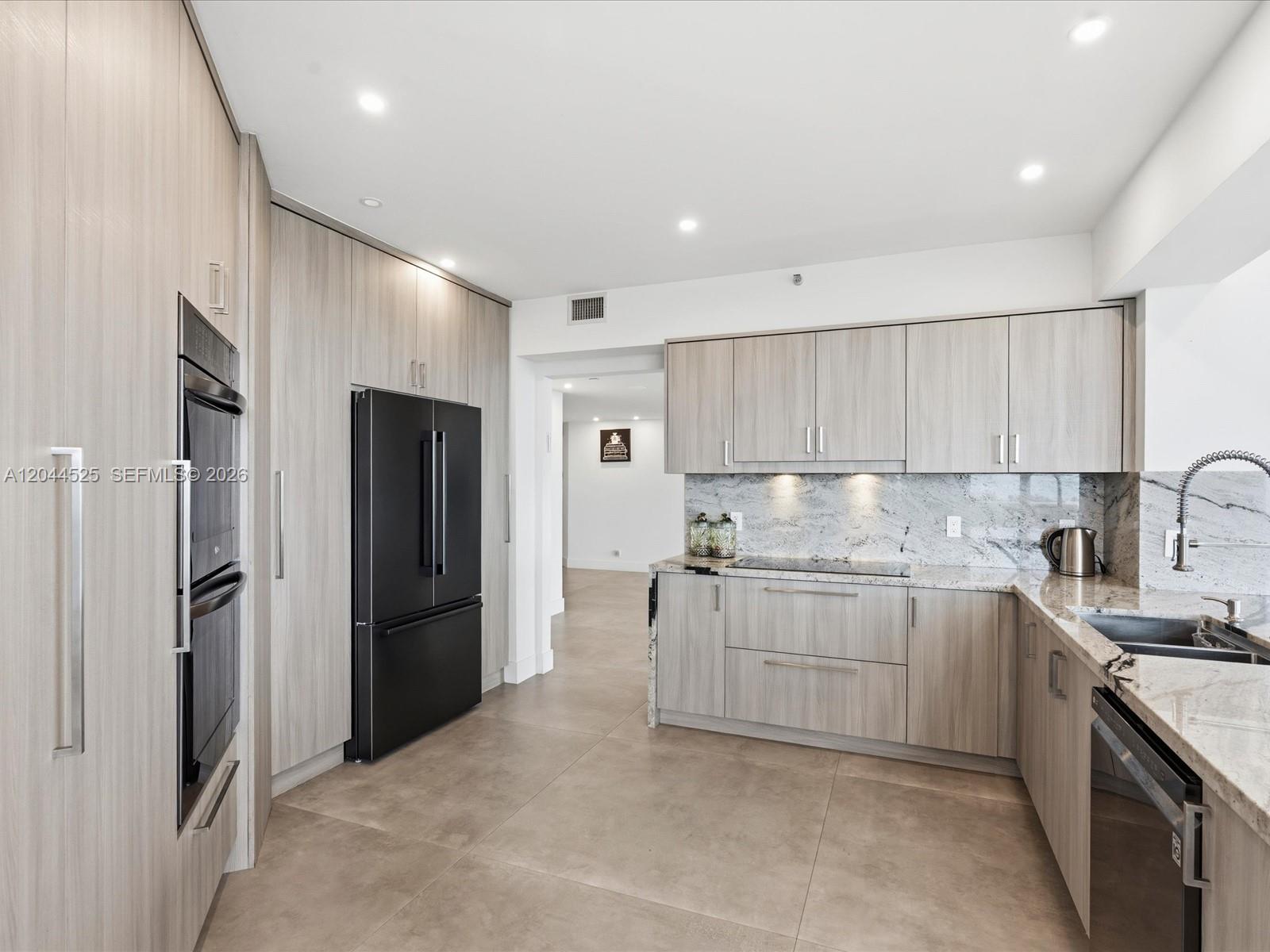 Photo of 3802 207th St  #1101, Aventura, Florida, 33180 - 