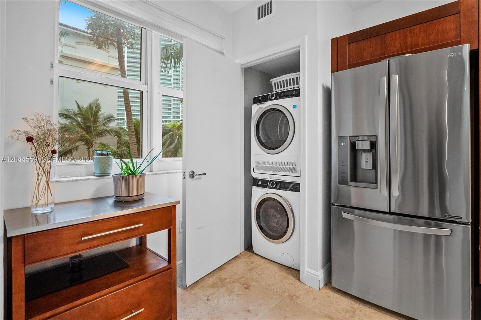 Photo of 19900 Country Club Dr #212, Aventura, Florida, 33180 -