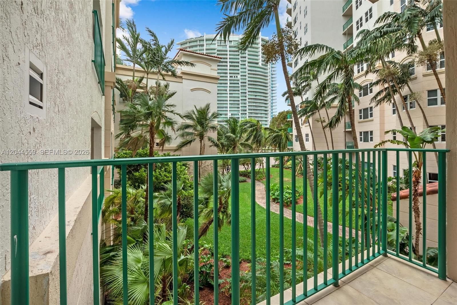 Photo of 19900 Country Club Dr #212, Aventura, Florida, 33180 -