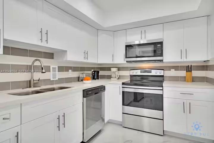 Photo of 3901 Ocean Dr  #6Y, Hollywood, Florida, 33019 - 