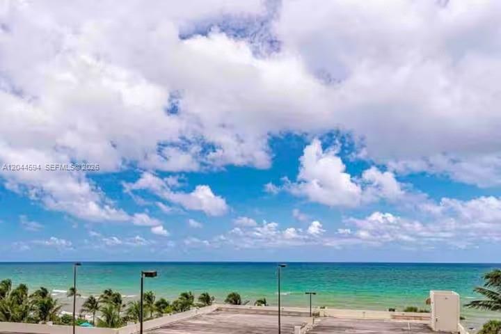 Photo of 3901 Ocean Dr  #6Y, Hollywood, Florida, 33019 - 
