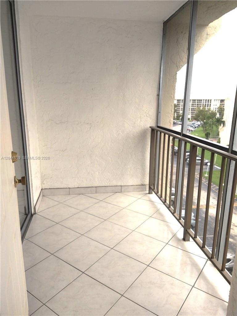 Photo of 601 Three Islands Blvd  #517, Hallandale Beach, Florida, 33009 - 