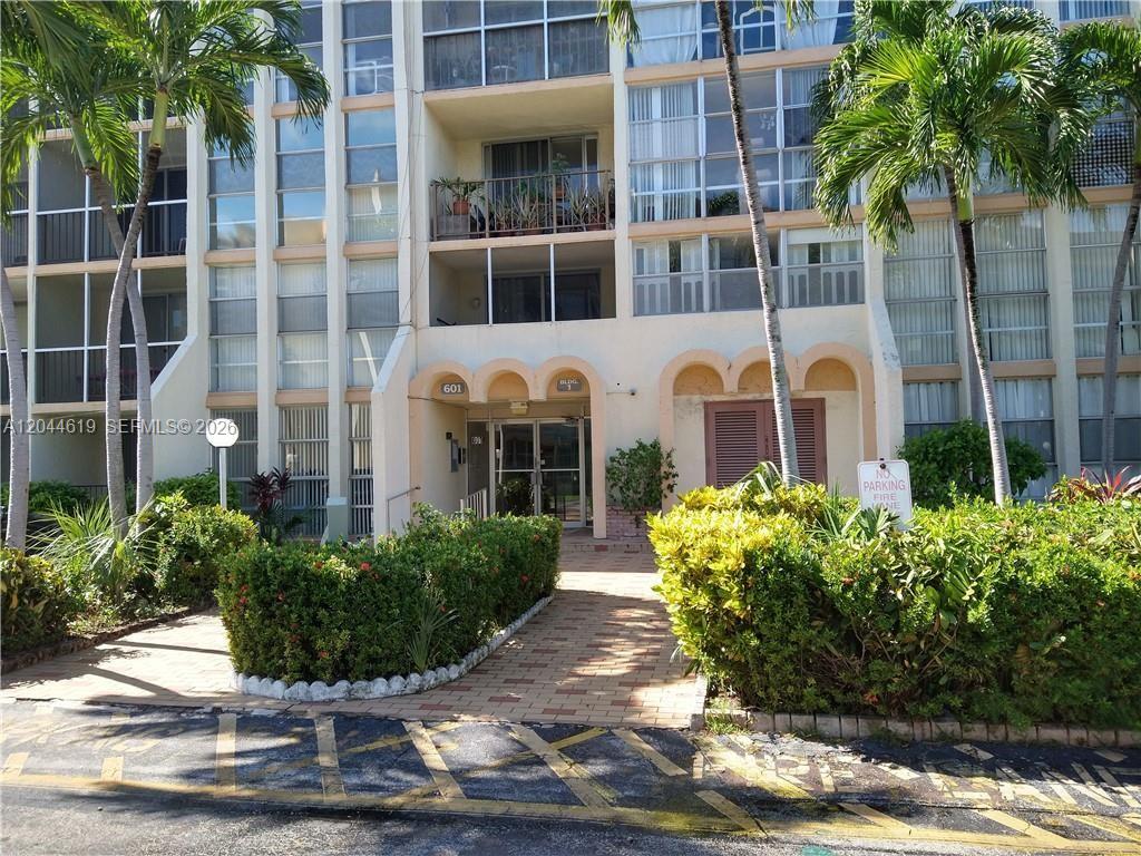 Photo of 601 Three Islands Blvd  #517, Hallandale Beach, Florida, 33009 - 