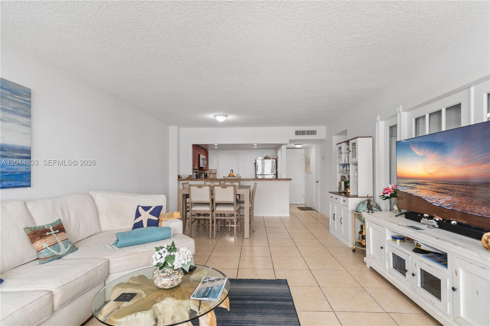 Photo of 3725 Ocean Dr  #1117, Hollywood, Florida, 33019 - 