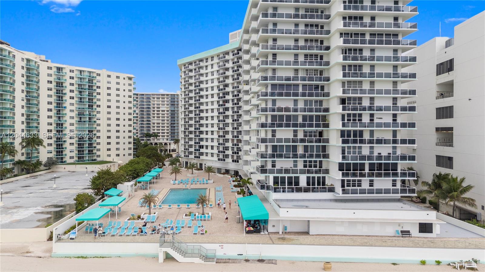 Photo of 3725 Ocean Dr  #1117, Hollywood, Florida, 33019 - 