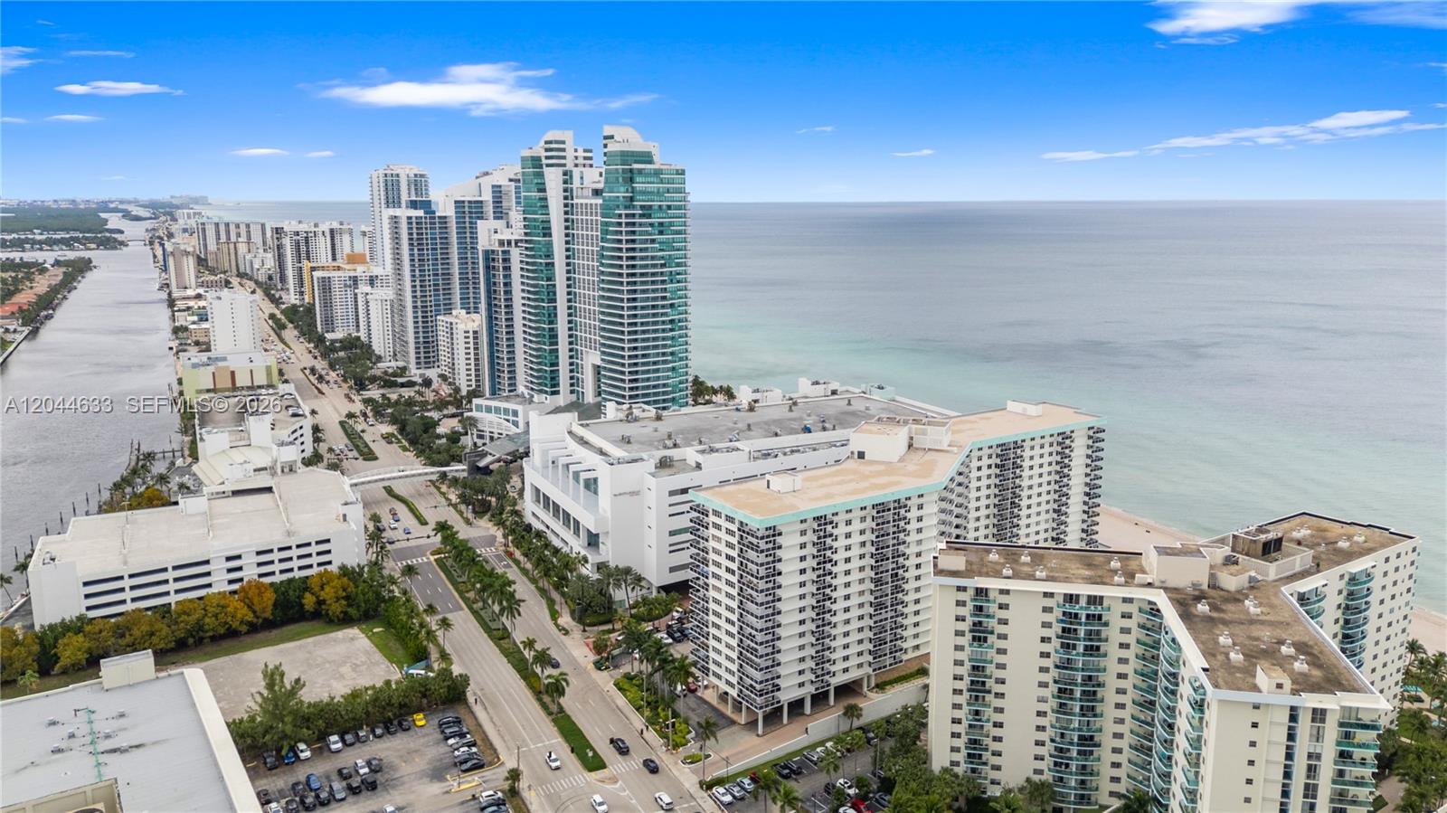 Photo of 3725 Ocean Dr  #1117, Hollywood, Florida, 33019 - 