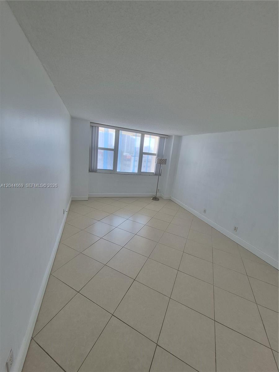 Photo of 3180 Ocean Dr #621, Hallandale Beach, Florida, 33009 -