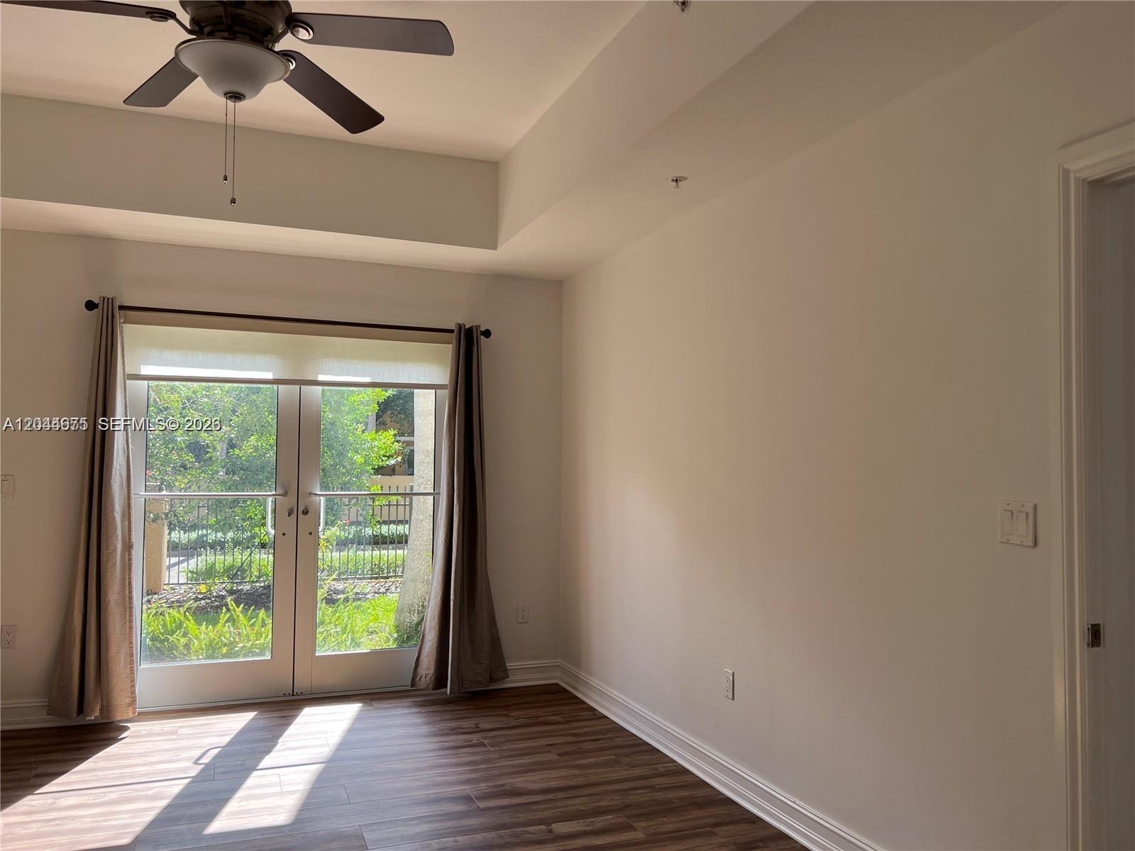 Photo of 3001 185th St  #129, Aventura, Florida, 33180 - 